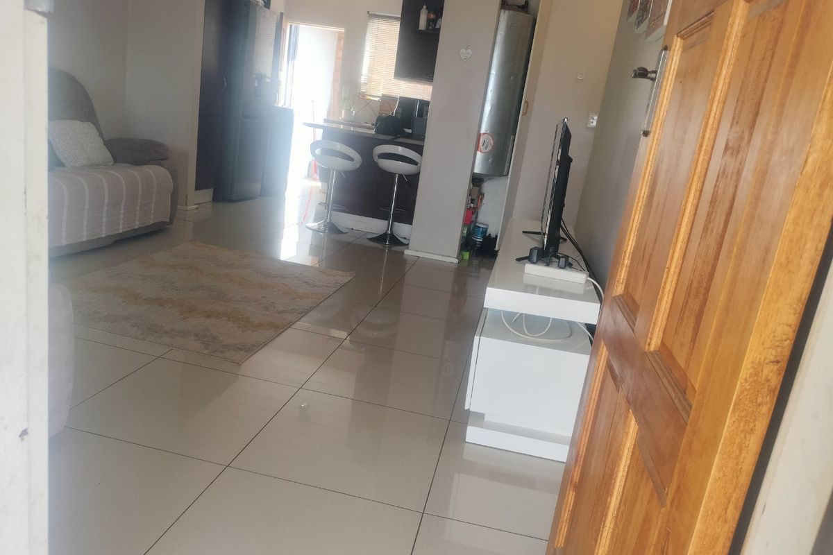 Apartment For Sale in Erand Gardens - Photo 2