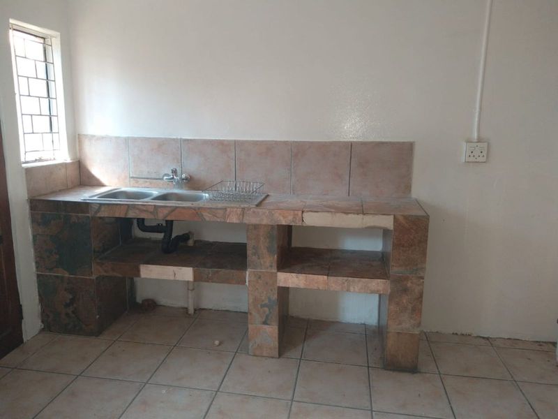 House For Sale in Ermelo Central - Photo 5