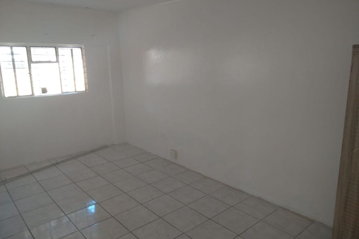 House For Sale in Ermelo Central - Photo 4