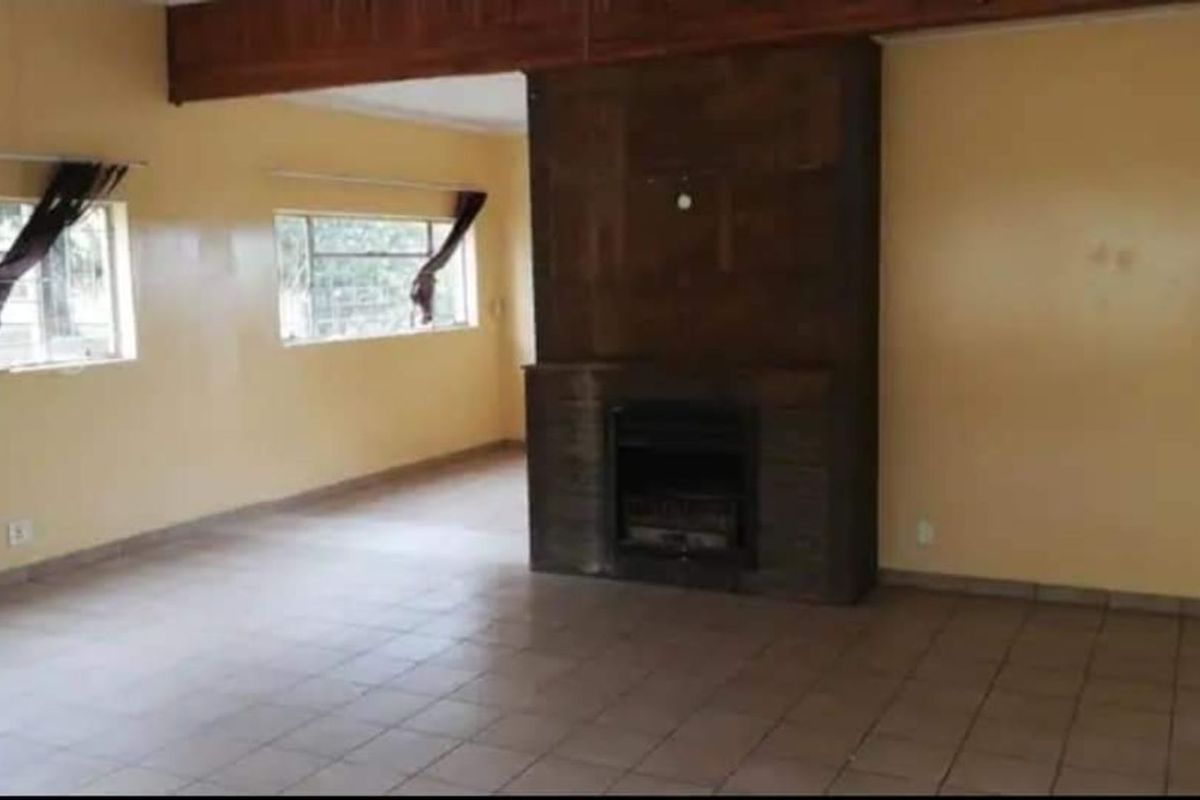 House For Sale in Ermelo Central - Photo 3