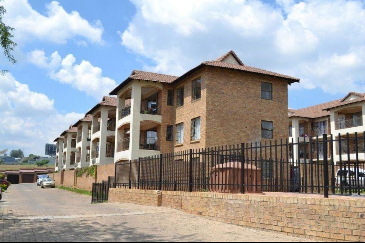 Apartment For Sale in Erand Gardens - Photo 2