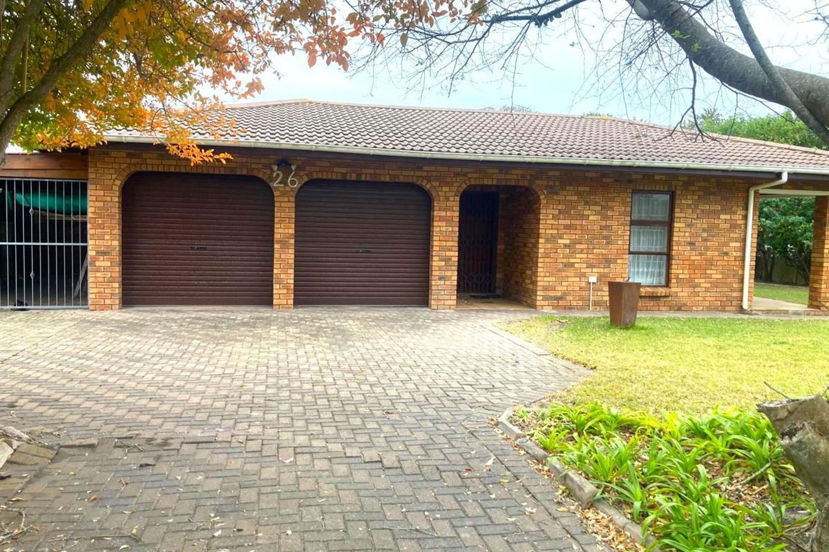 House For Sale in The Island - Photo 4