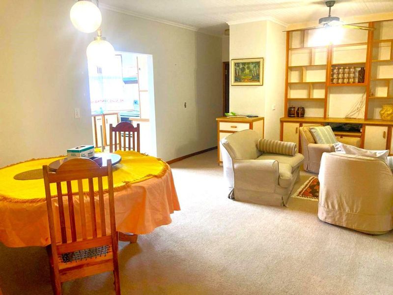 House For Sale in The Island - Photo 5