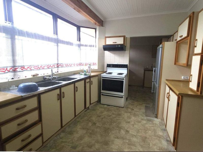 House For Sale in The Island - Photo 7