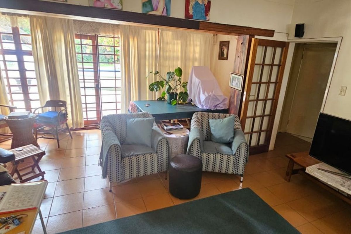 House For Sale in Monument Heights - Photo 2