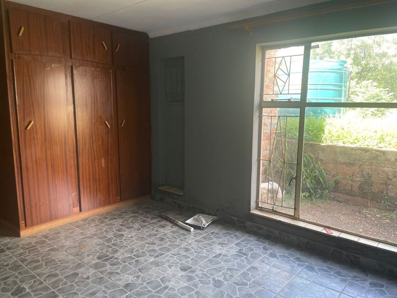 House For Sale in Ivydale AH - Photo 6