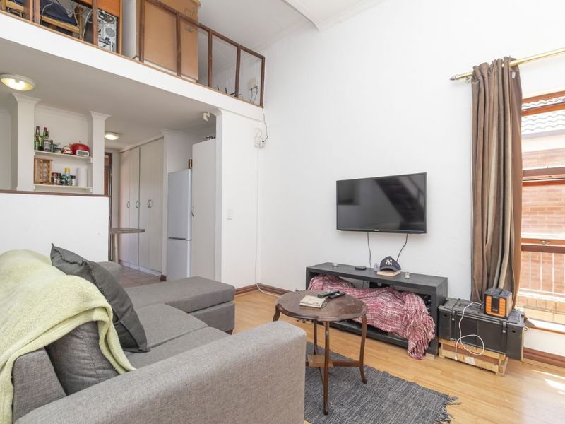 Apartment For Sale in Honeydew Manor - Photo 3