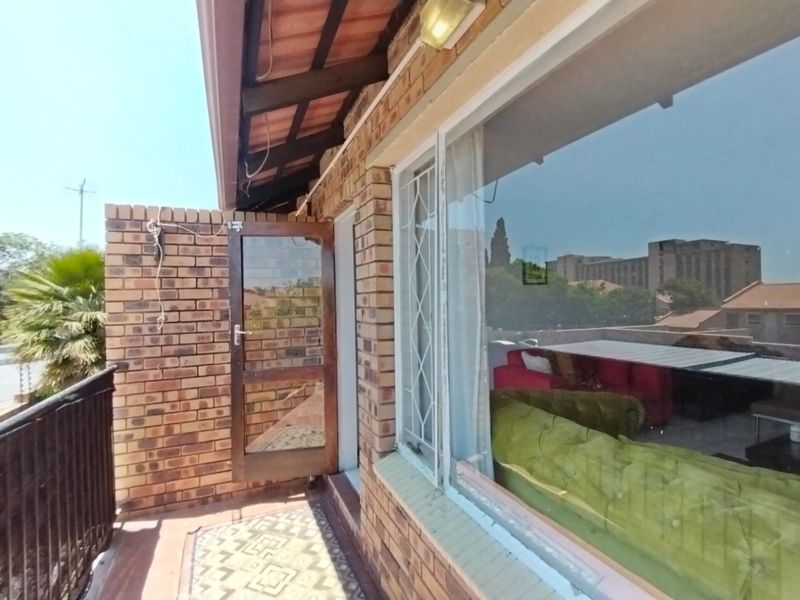 Apartment For Sale in Ferndale - Photo 8