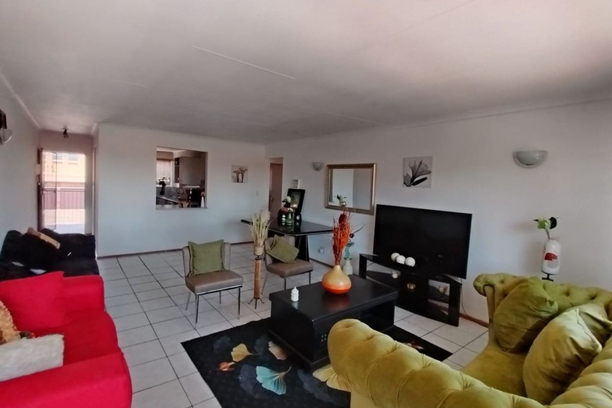 Apartment For Sale in Ferndale - Photo 2