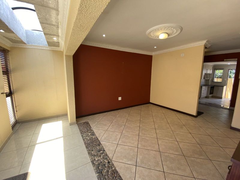 House For Sale in Tlhabane West - Photo 4