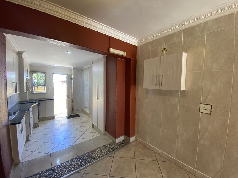 House For Sale in Tlhabane West - Photo 7