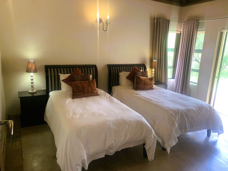 House For Sale in Zebula Golf Estate - Photo 5