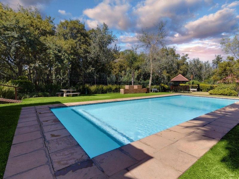 Townhouse For Sale in Fourways - Photo 8
