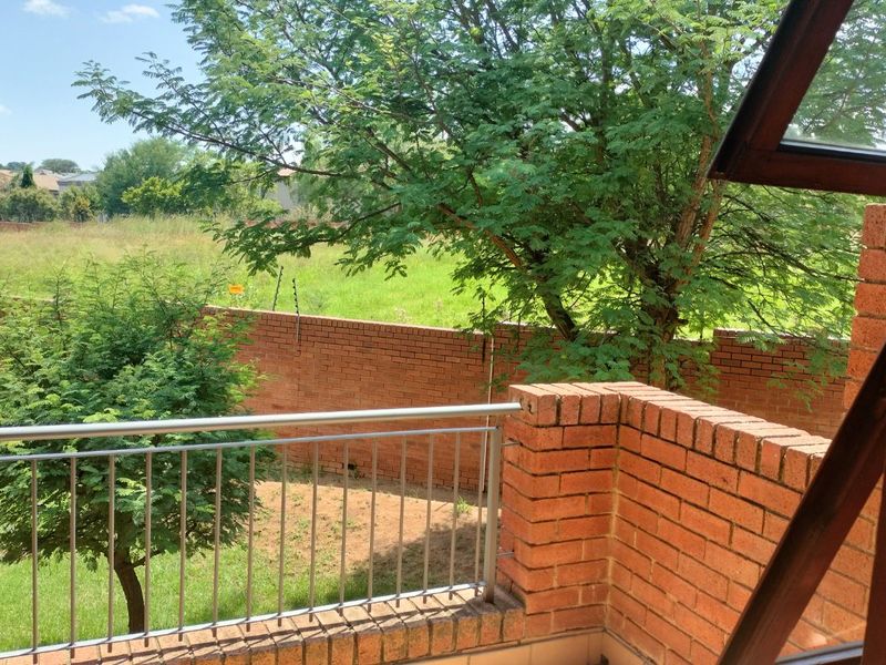 Apartment For Sale in Honeydew - Photo 4