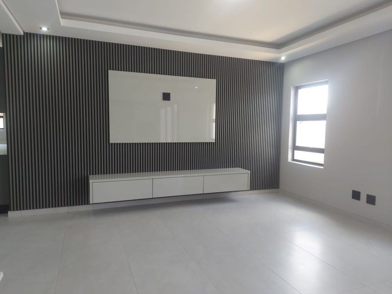 House For Sale in Six Fountains Residential Estate - Photo 8