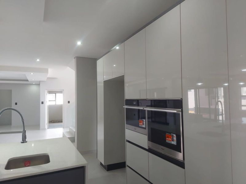 House For Sale in Six Fountains Residential Estate - Photo 6