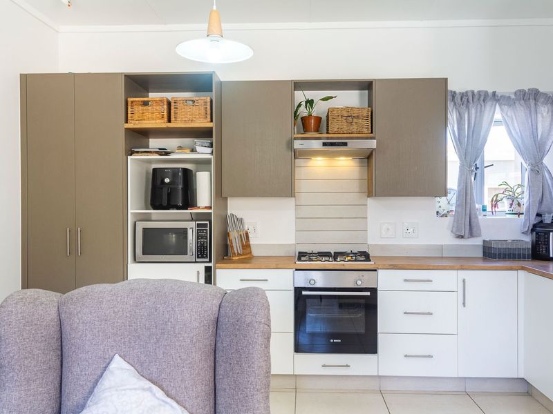 House For Sale in Mooikloof Country Estate - Photo 6