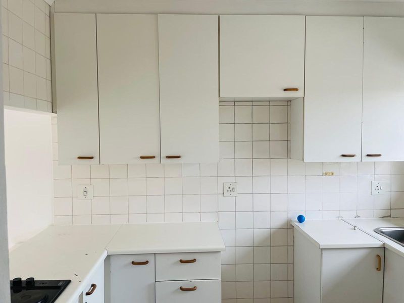 Apartment For Sale in Buccleuch - Photo 3