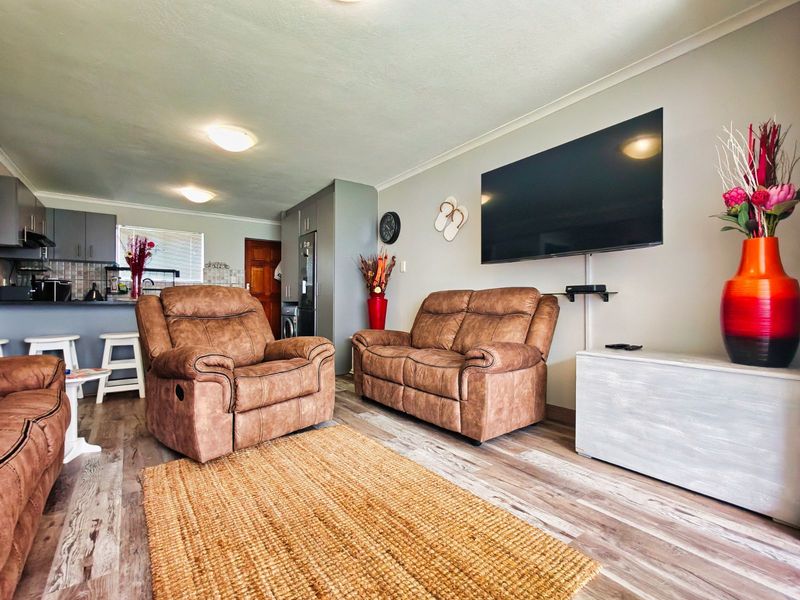 Apartment For Sale in Hartenbos Central - Photo 10