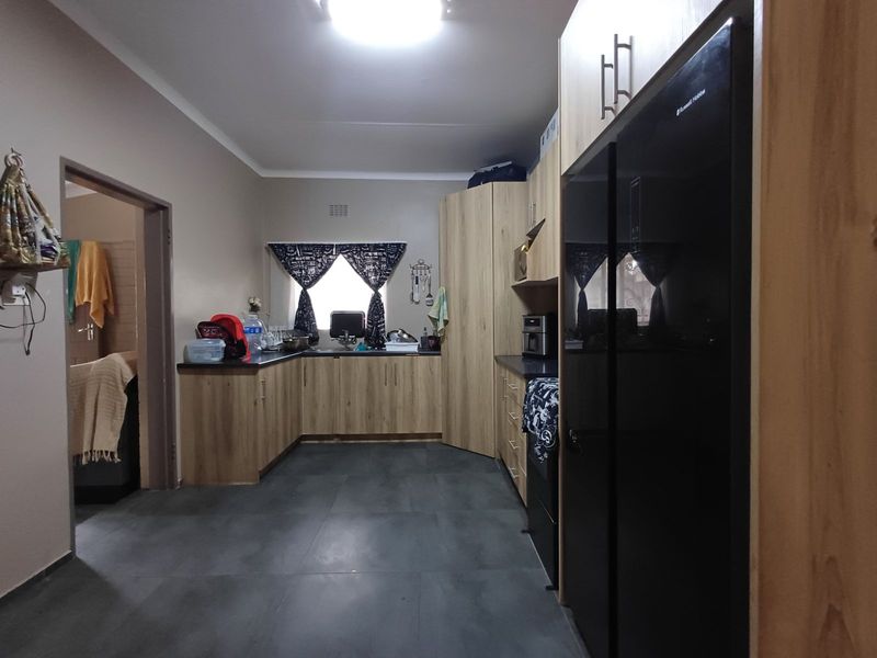 House For Sale in Meiringspark - Photo 7