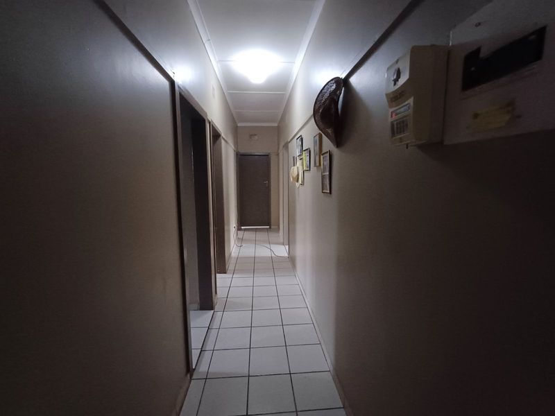 House For Sale in Meiringspark - Photo 9