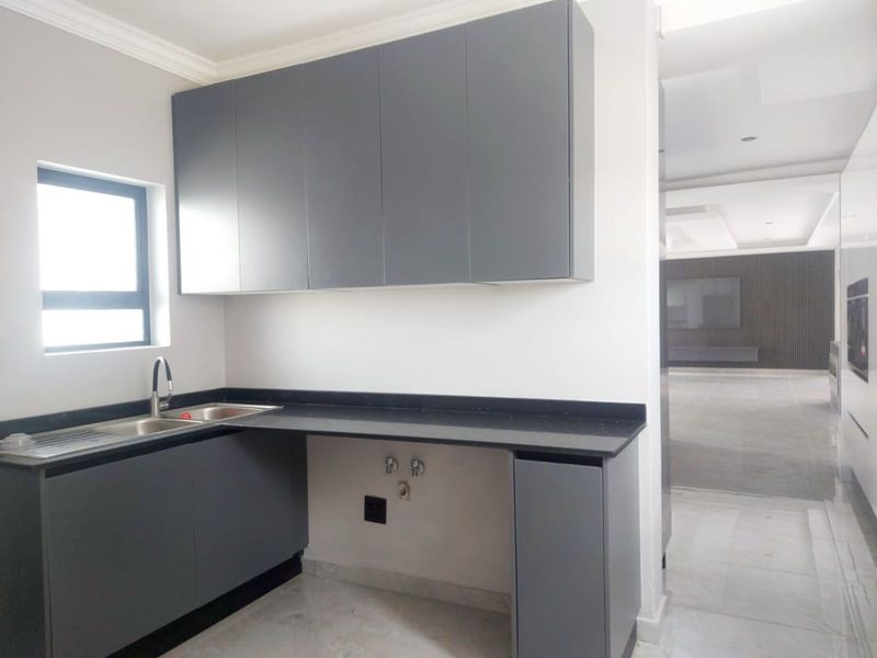 House For Sale in Six Fountains Residential Estate - Photo 8