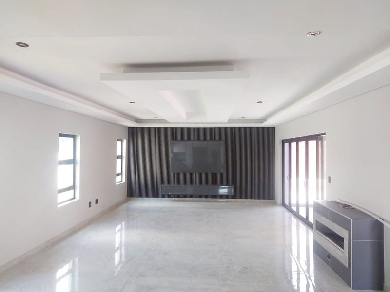 House For Sale in Six Fountains Residential Estate - Photo 7