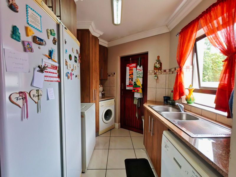 House For Sale in Kraaibosch Manor - Photo 6