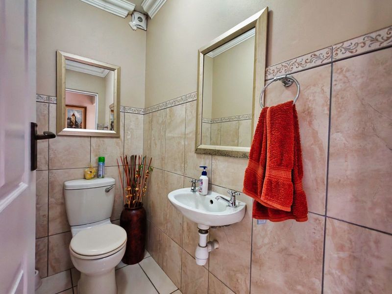 House For Sale in Kraaibosch Manor - Photo 10