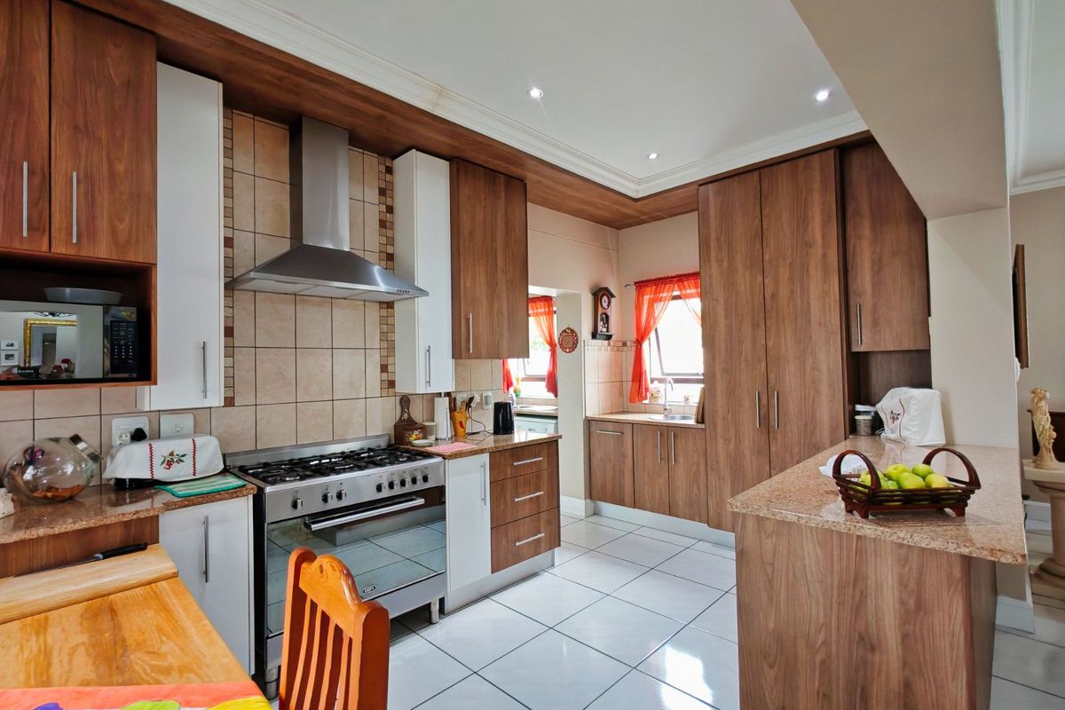 House For Sale in Kraaibosch Manor - Photo 5