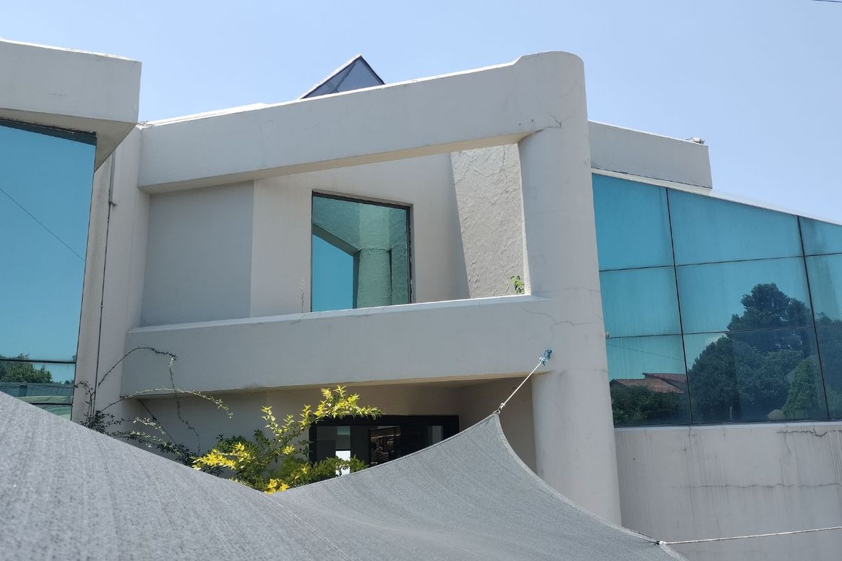 House For Sale in Constantia Kloof - Photo 4