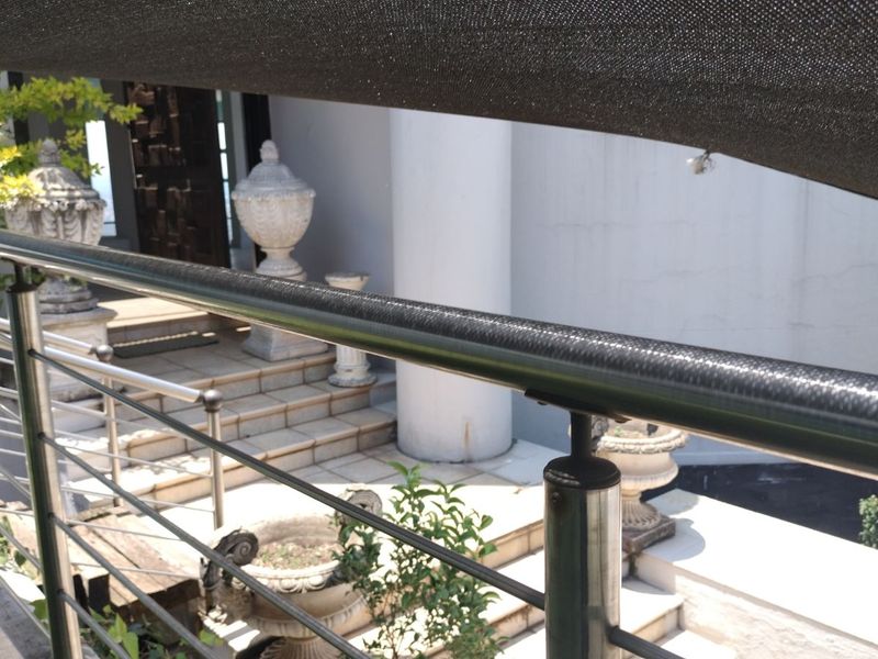 House For Sale in Constantia Kloof - Photo 7