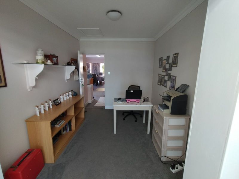 House For Sale in Glentana - Photo 7