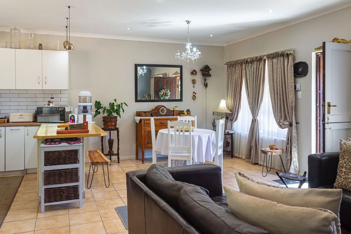 House For Sale in Bo Dorp - Photo 2