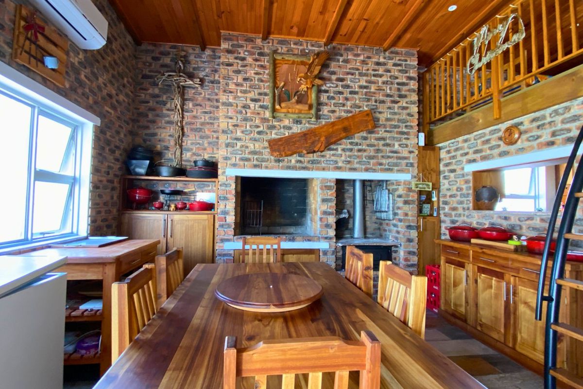 House For Sale in Pearly Beach - Photo 4