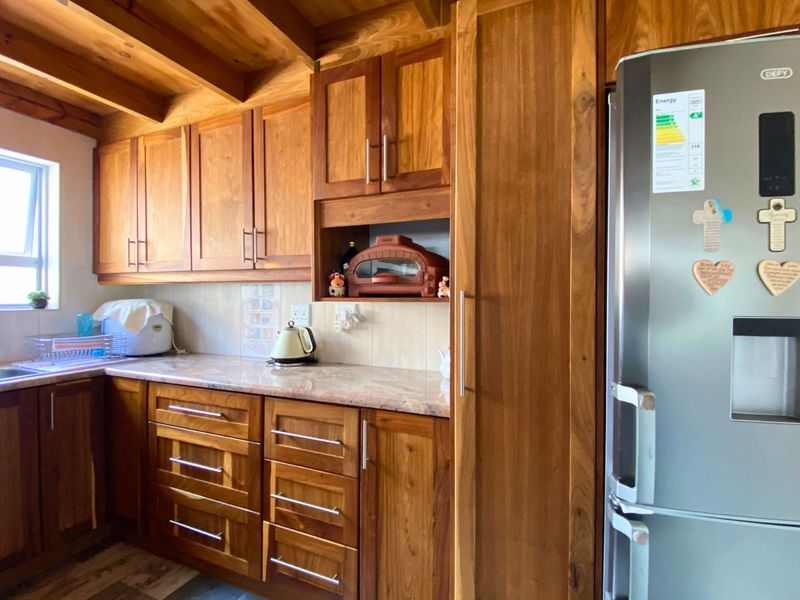 House For Sale in Pearly Beach - Photo 10