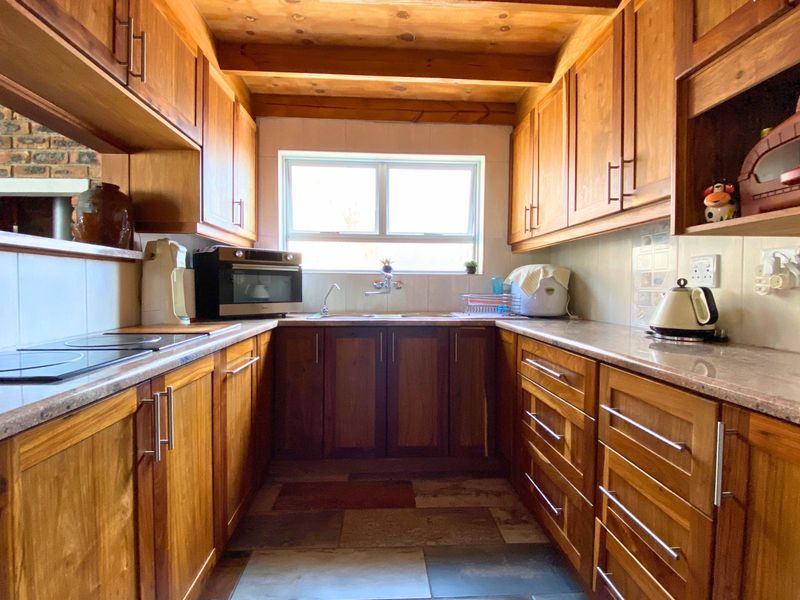 House For Sale in Pearly Beach - Photo 9