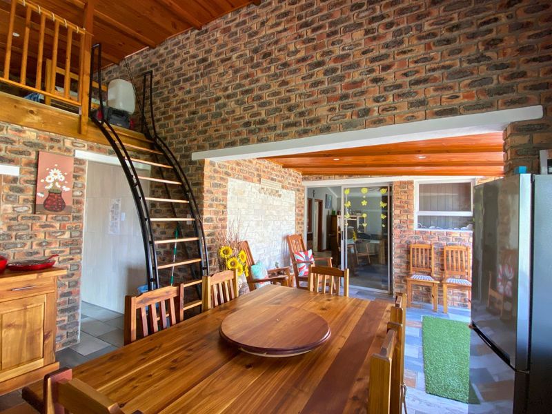 House For Sale in Pearly Beach - Photo 5