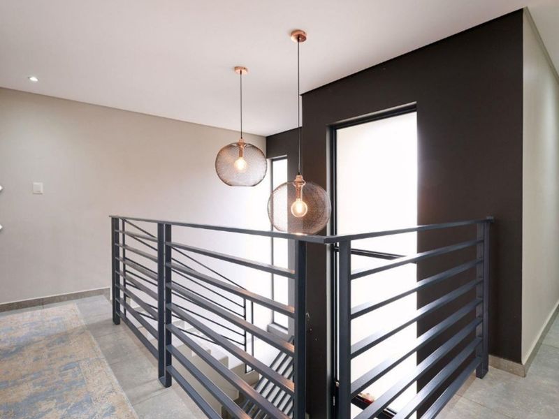 Cluster For Sale in Crowthorne AH - Photo 5