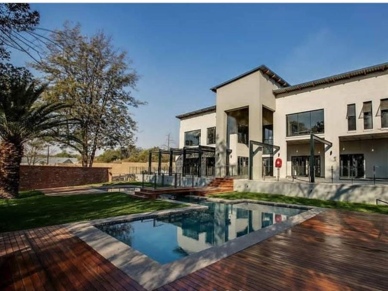 Cluster For Sale in Crowthorne AH - Photo 2