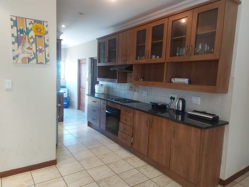 House For Sale in Savannah Country Estate - Photo 4