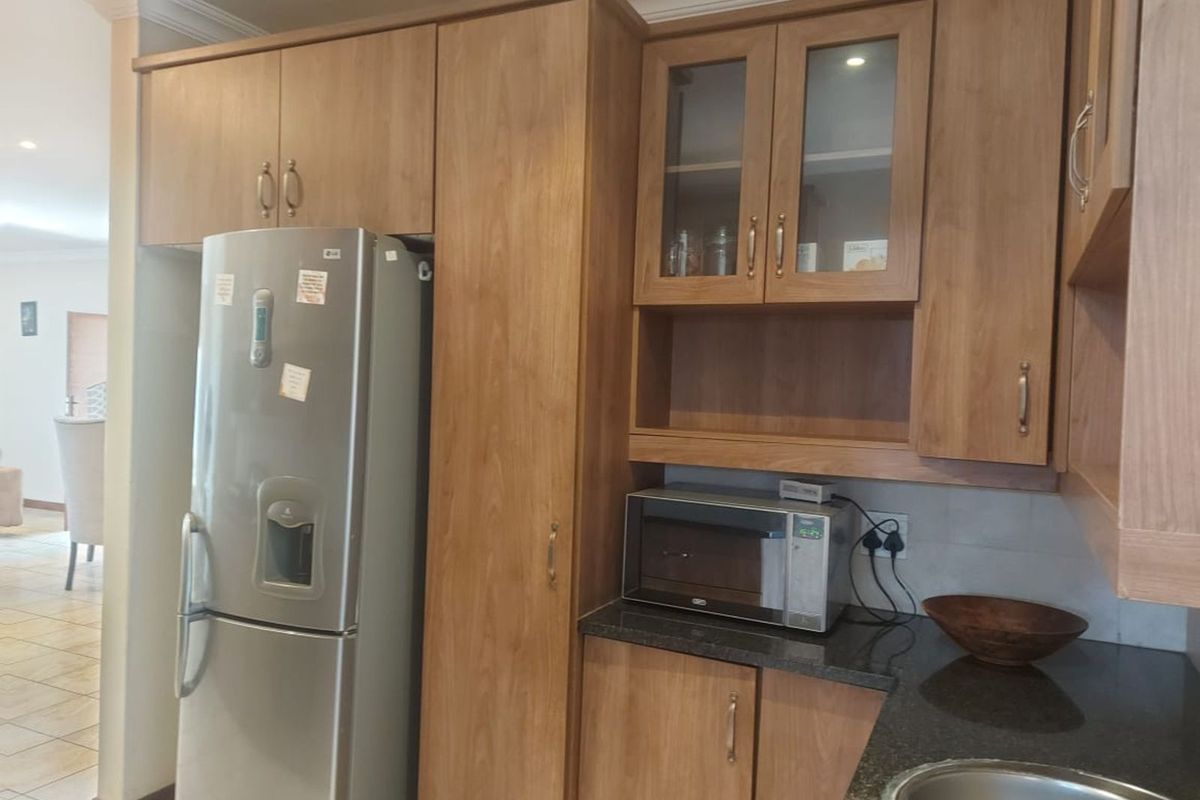 House For Sale in Savannah Country Estate - Photo 5