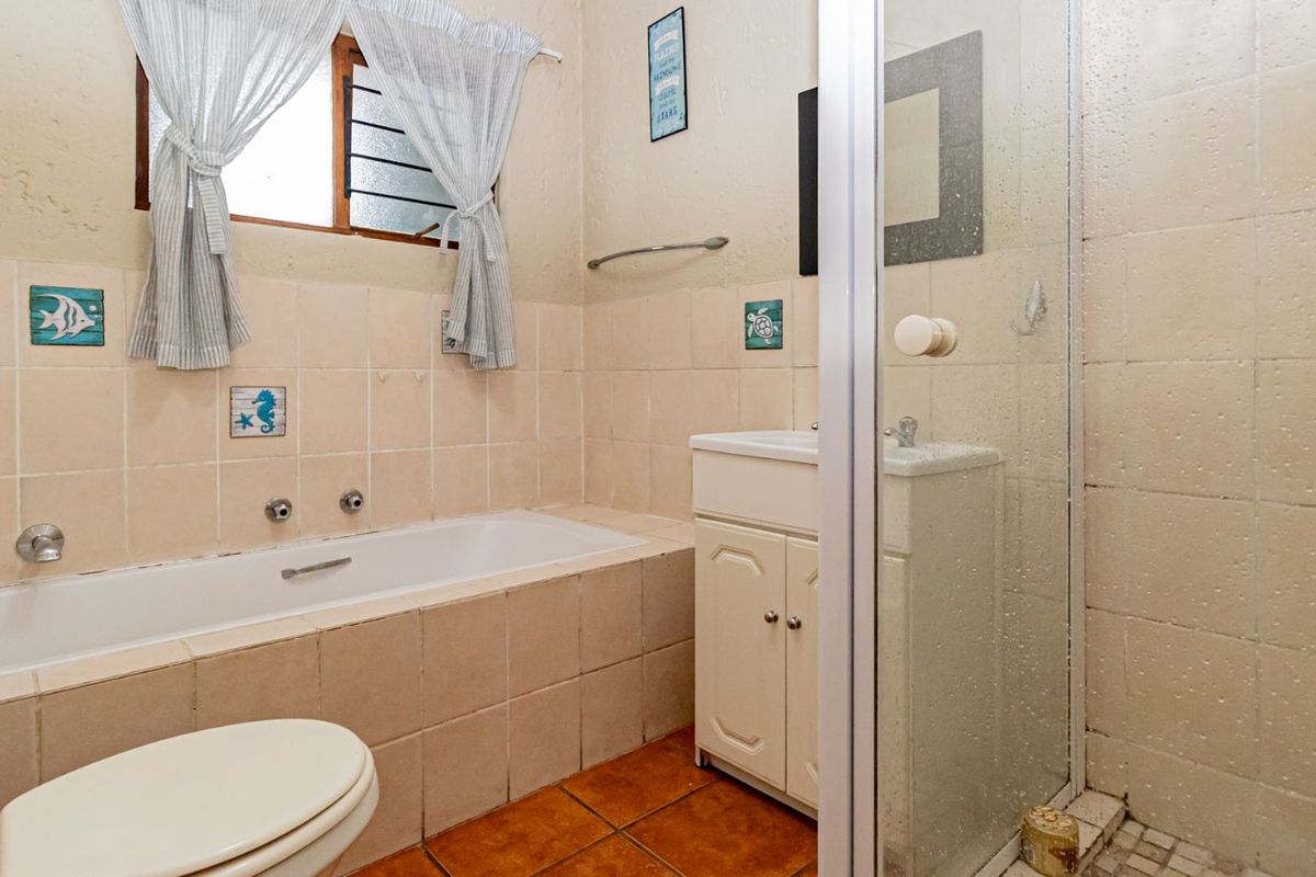 Apartment For Sale in Paulshof - Photo 3