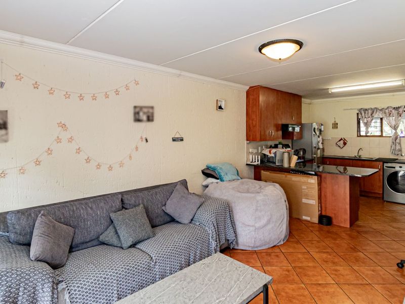 Apartment For Sale in Paulshof - Photo 8