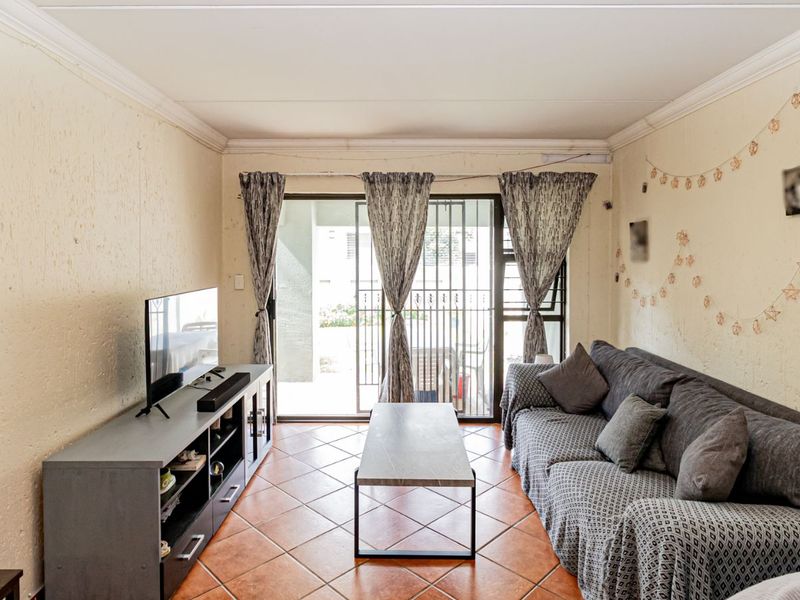 Apartment For Sale in Paulshof - Photo 7