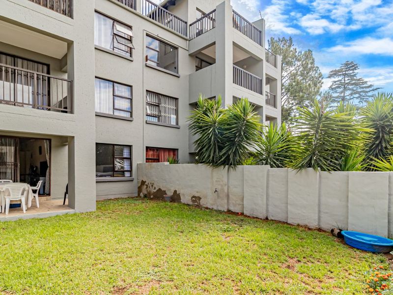 Apartment For Sale in Paulshof - Photo 4