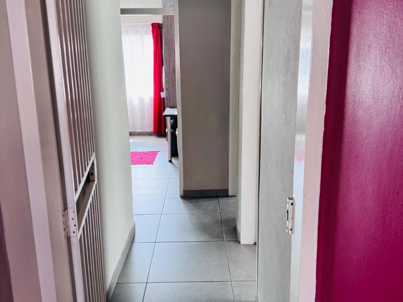 House For Sale in Tasbet Park Ext 2 - Photo 5