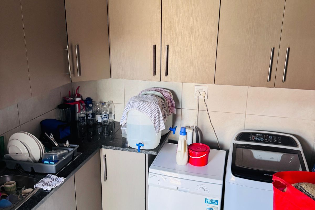 House For Sale in Tasbet Park Ext 2 - Photo 4