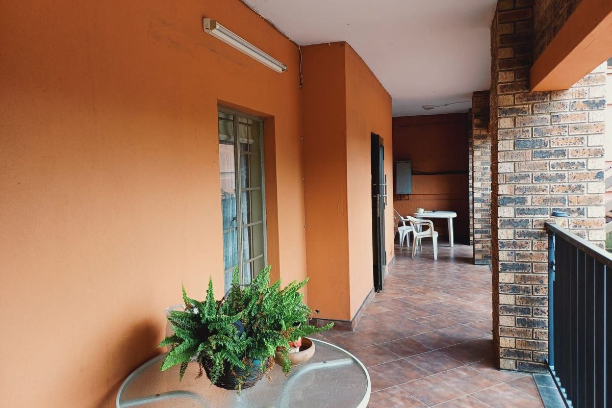 House For Sale in De Bruinpark - Photo 5