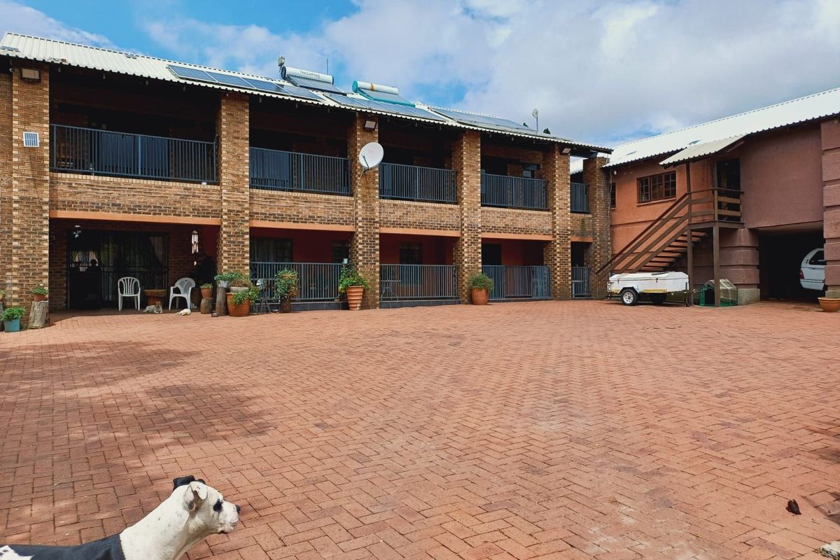 House For Sale in De Bruinpark - Photo 2